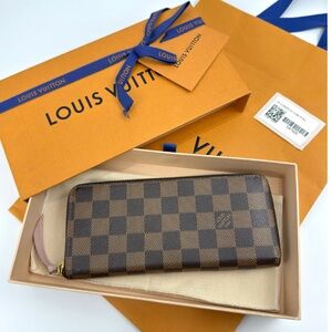 Louis Vuitton Clémence Wallet Pink